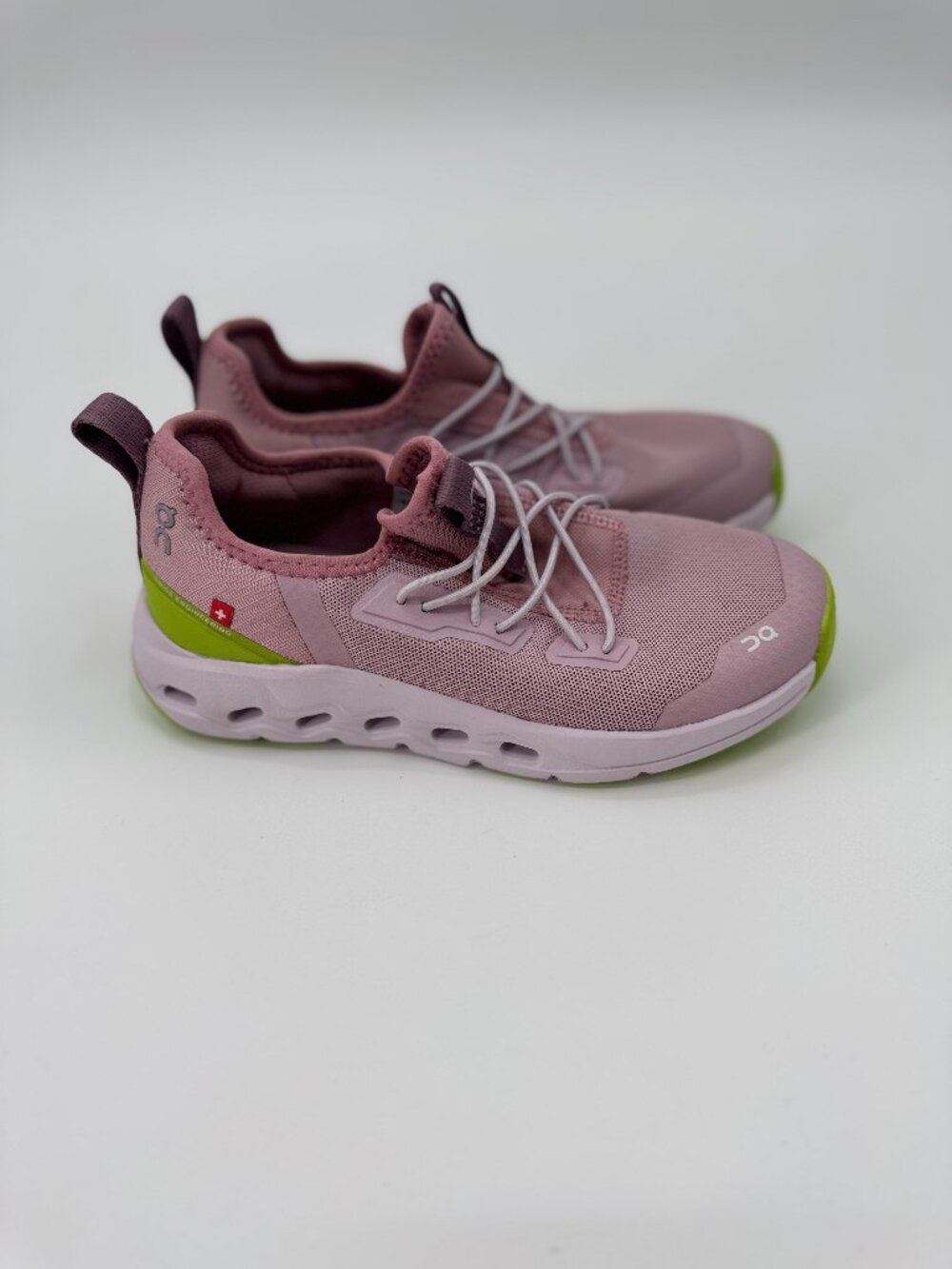 On Cloudleap Kids Youth Size 13K Sneakers Shoes Mauve Pink Chartreuse Green Runn